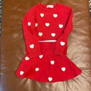 Sweet 2 piece heart sweater and skirt H&M set